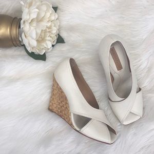 bcbgmaxazria wedge shoes